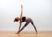 5 Gerakan Yoga untuk Menyembuhkan Asam Urat, Alami Redakan Nyeri